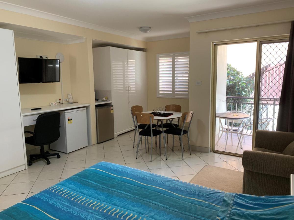 Bel Mondo Apartments วูลองกอง ภายนอก รูปภาพ